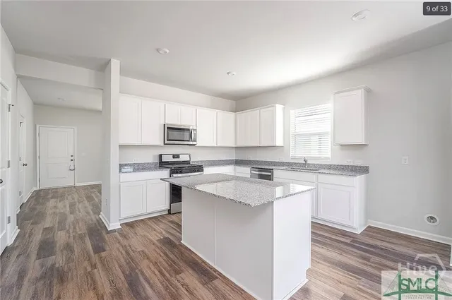 $2,900 | 186 Crosstown Avenue, Richmond Hill, GA 31324