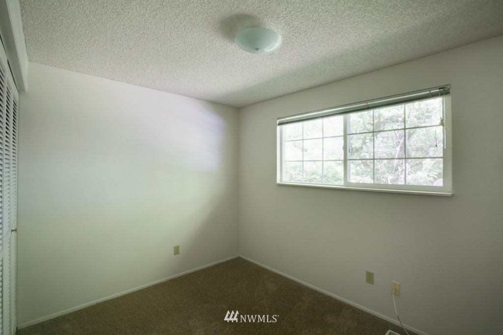 16206 Southeast 134th Street Renton, WA 98059 - Photo 8 of 9