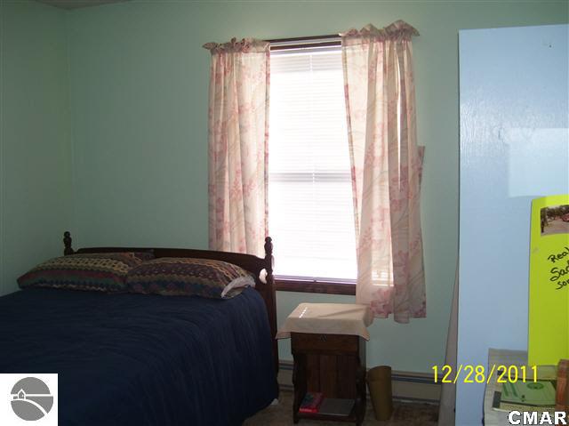 11485 Willow Road Farwell, MI 48622 - Photo 15 of 20 1771916-14.JPG