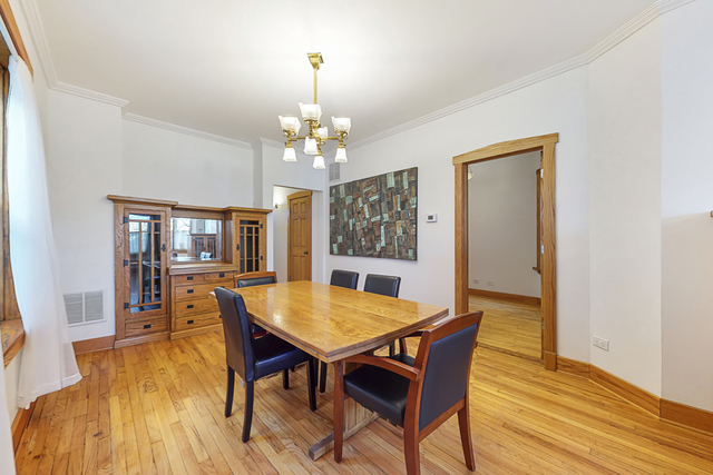 3843 West Addison Street Chicago, IL 60618 - Photo 13 of 36