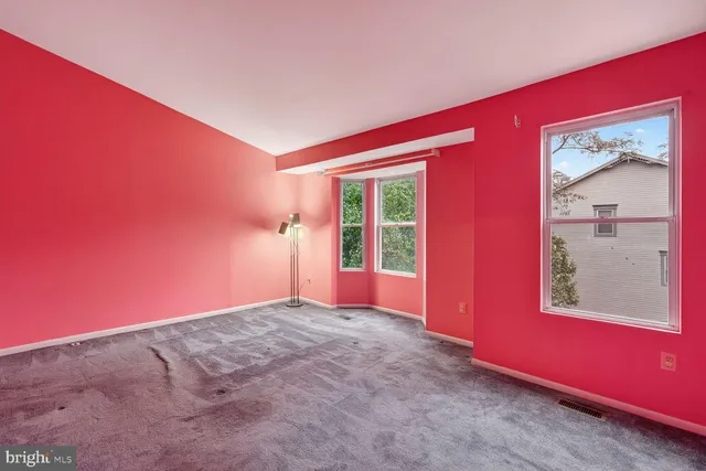 $499,000 | 2890 Schoolhouse Circle, Silver Spring, MD 20902