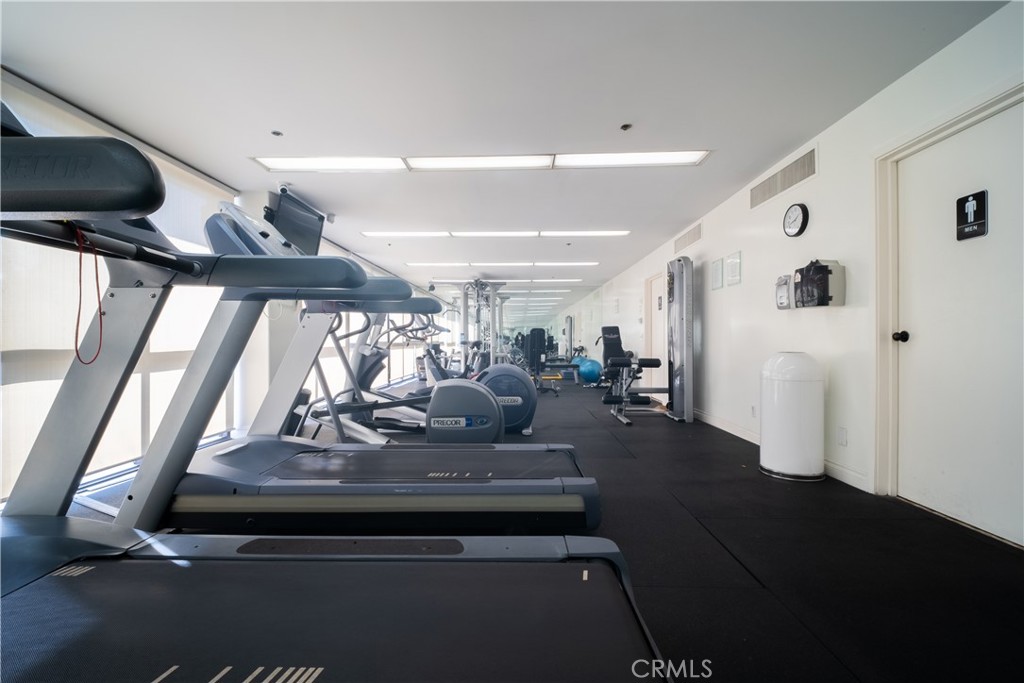 222 Monterey Road, Unit 206 Glendale, CA 91206 - Photo 17 of 22 a view of a room with gym equipment