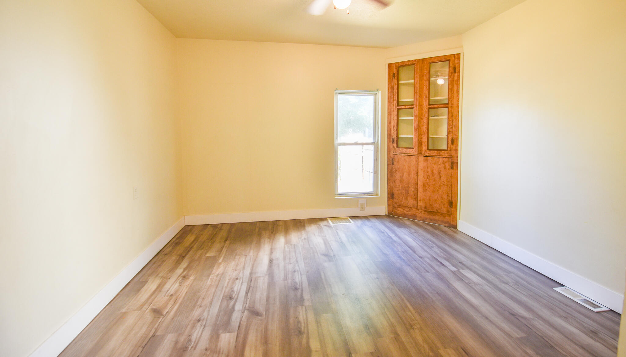 67 West Washington Street Coldwater, MI 49036 - Photo 11 of 42 DSC_0116