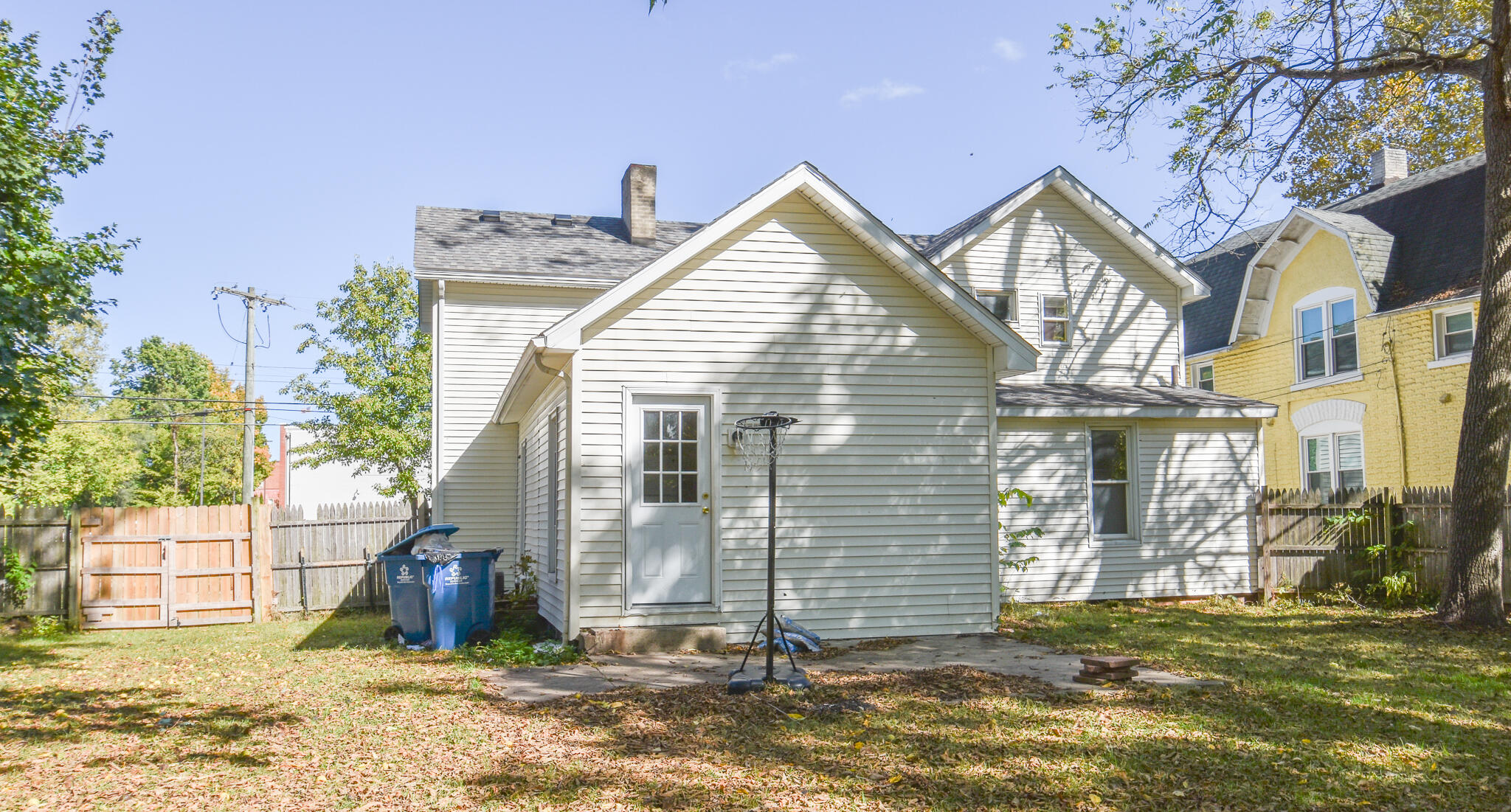 67 West Washington Street Coldwater, MI 49036 - Photo 2 of 42 DSC_0162