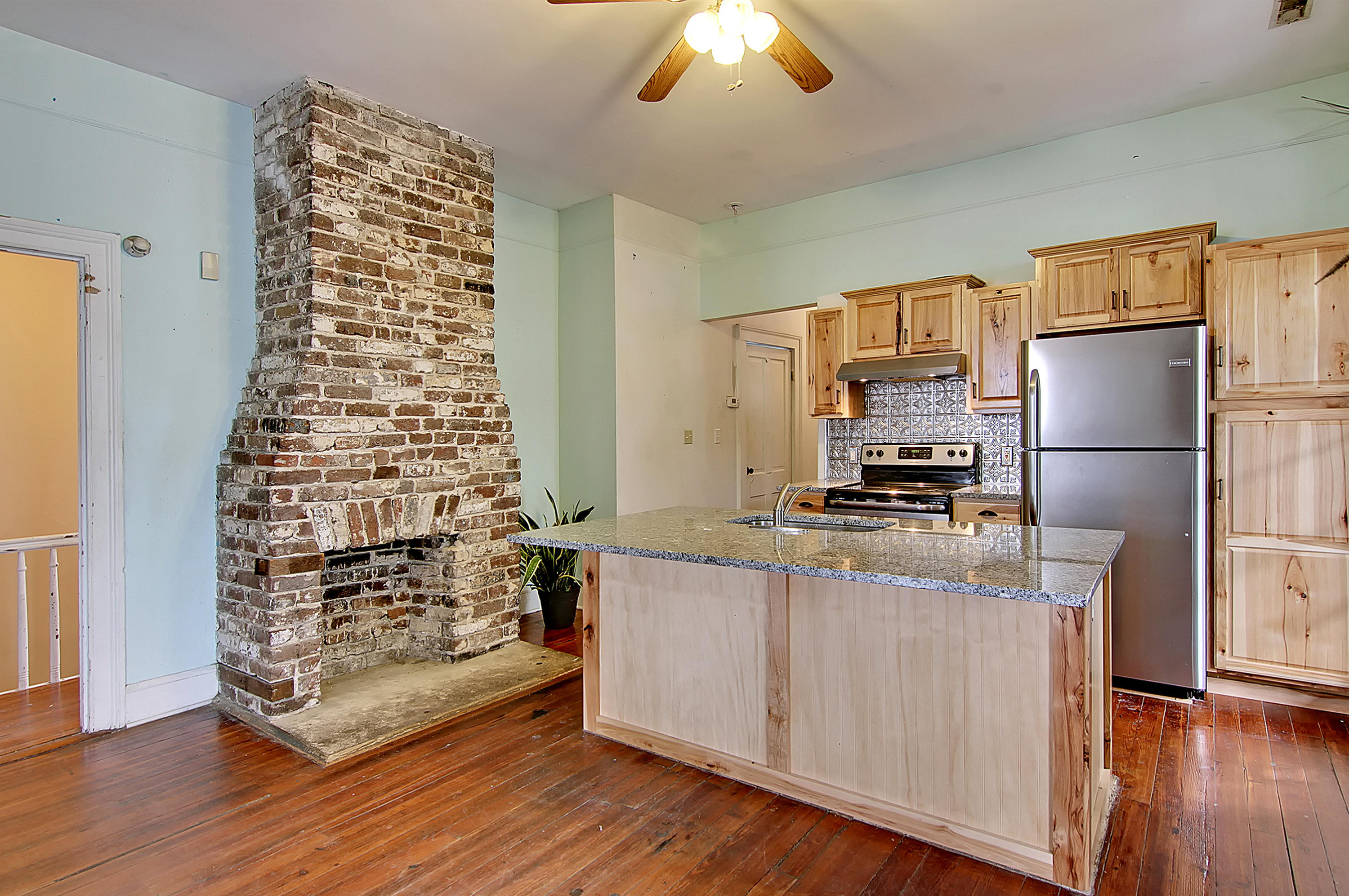 256-256.5 Rutledge Avenue Charleston, SC 29403 - Photo 17 of 36 Kitchen