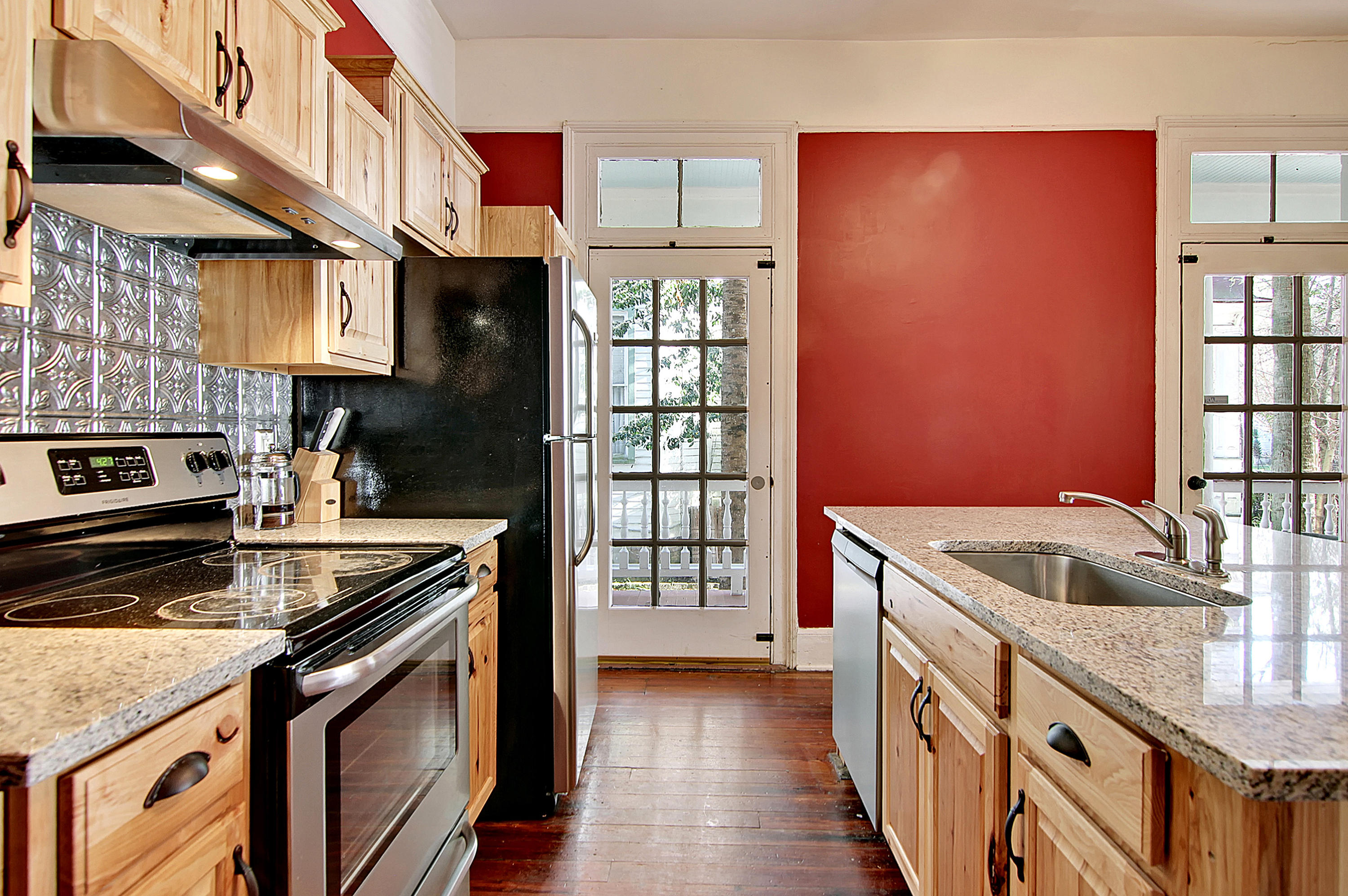256-256.5 Rutledge Avenue Charleston, SC 29403 - Photo 19 of 36 Kitchen