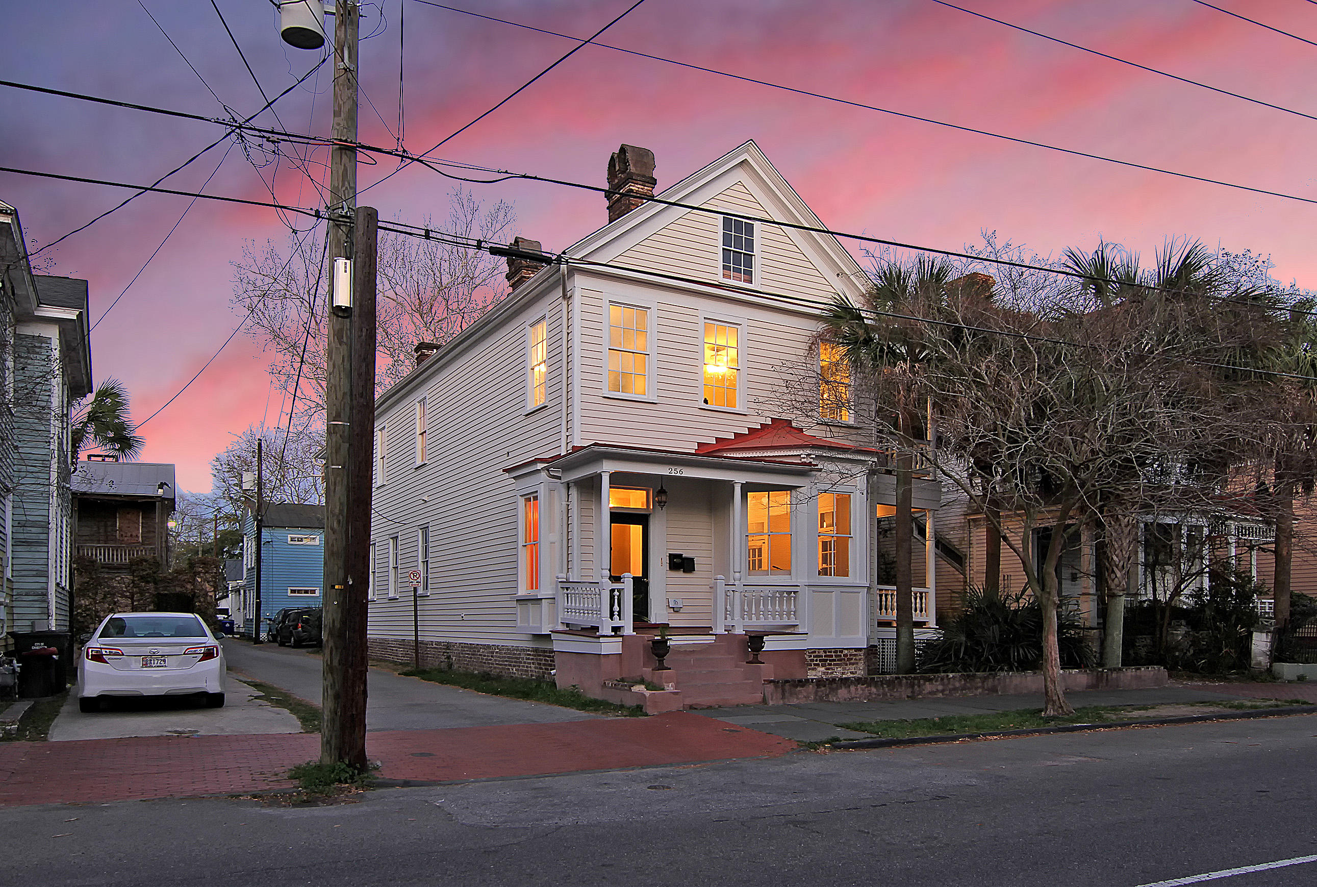 256-256.5 Rutledge Avenue Charleston, SC 29403 - Photo 24 of 36 Twilight