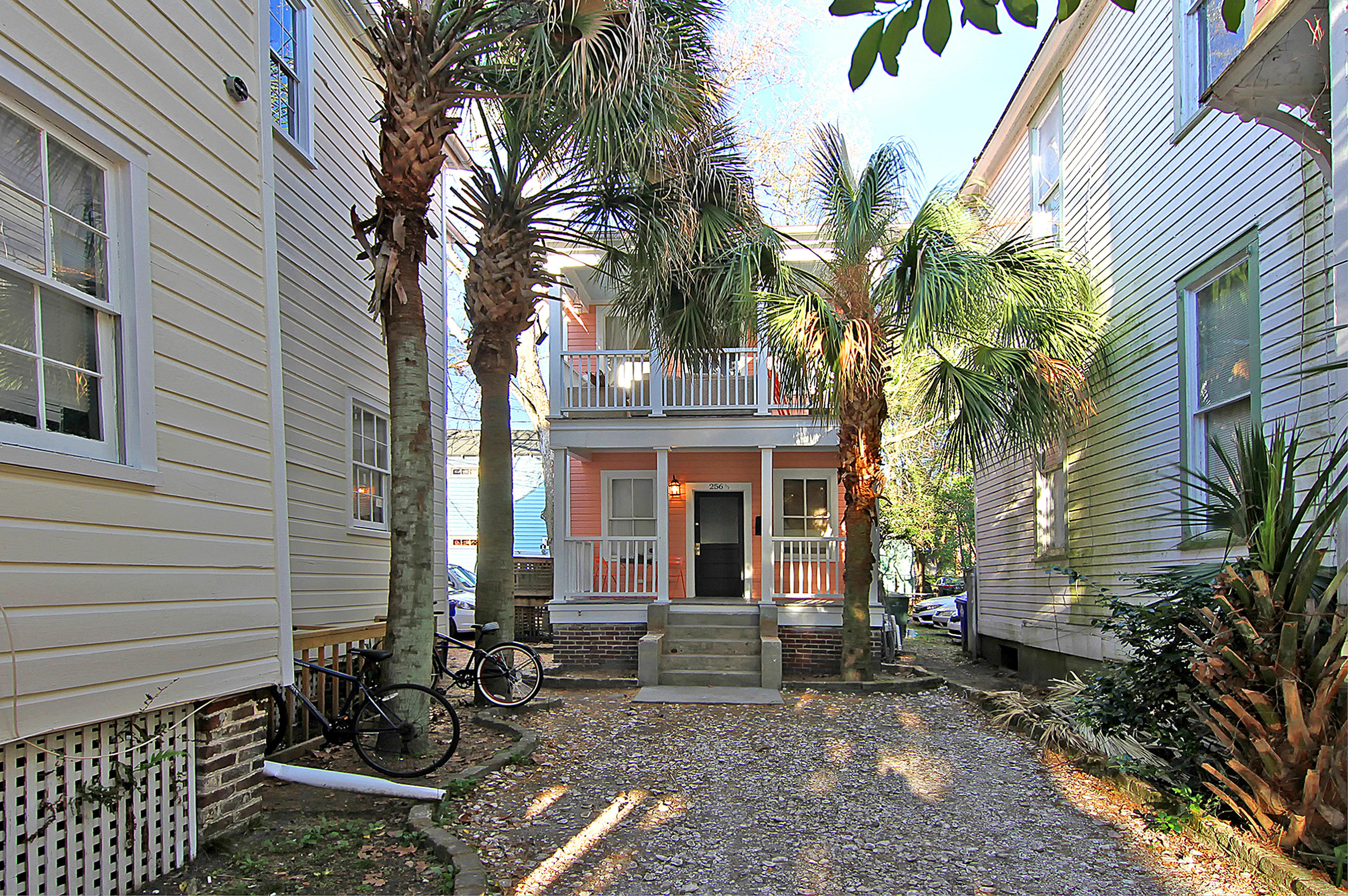 256-256.5 Rutledge Avenue Charleston, SC 29403 - Photo 26 of 36 256 1/2 Front