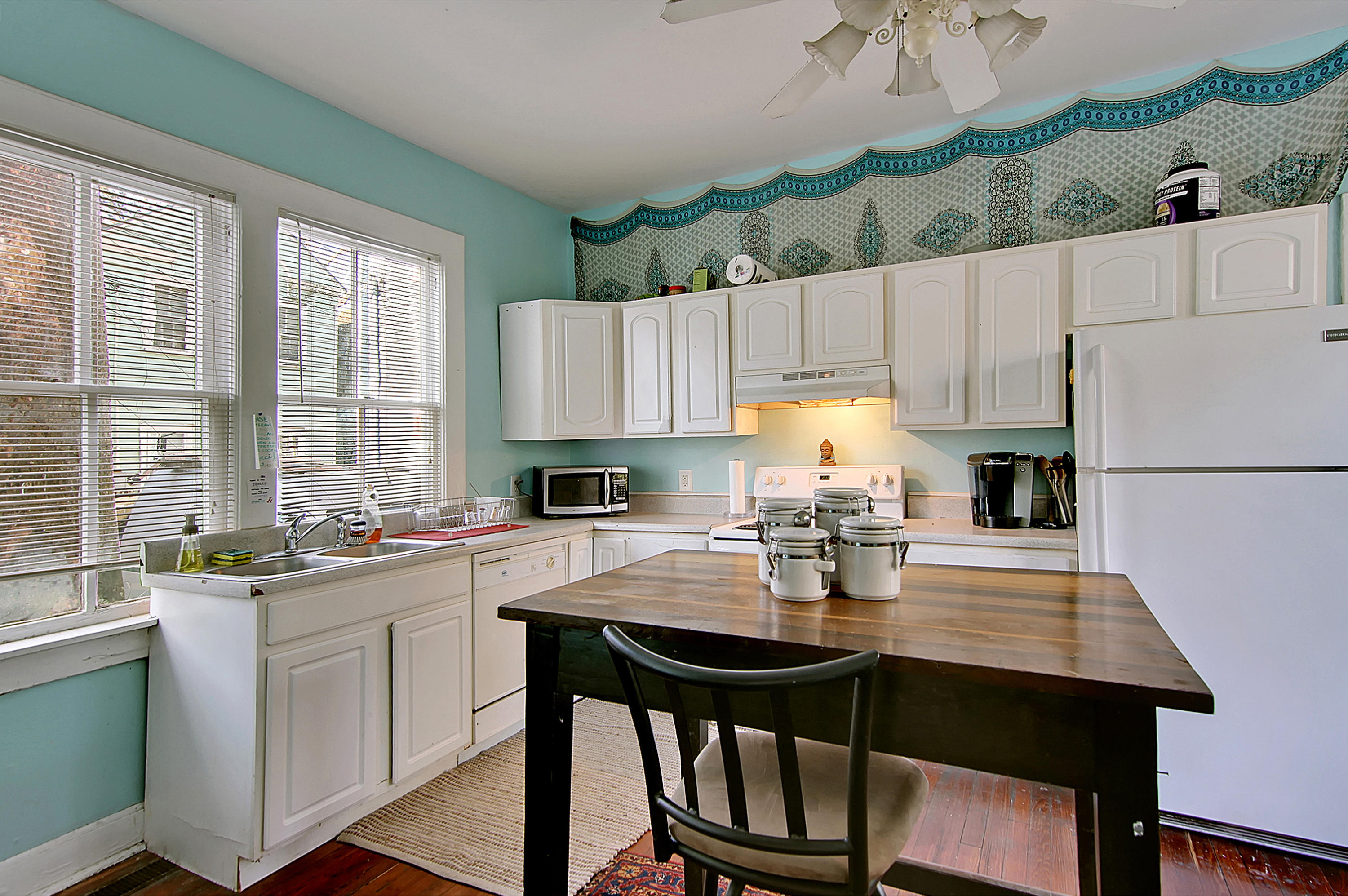 256-256.5 Rutledge Avenue Charleston, SC 29403 - Photo 28 of 36 256 1/2 Kitchen