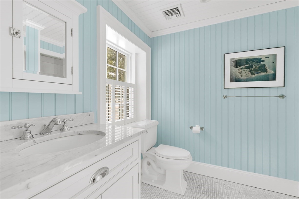 22 Valley Road Wellesley, MA 02481 - Photo 32 of 42