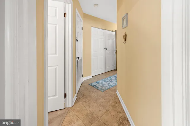 a view of livingroom with hardwood floor