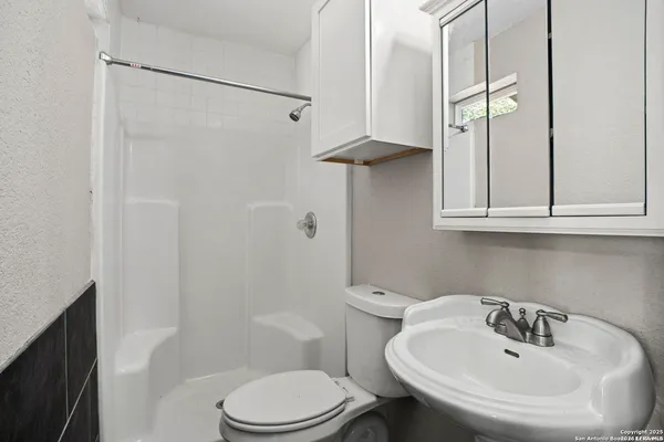 $1,650 | 1530 Southwest 19th Street, San Antonio, TX 78207