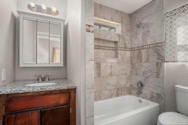 $1,650 | 1530 Southwest 19th Street, San Antonio, TX 78207