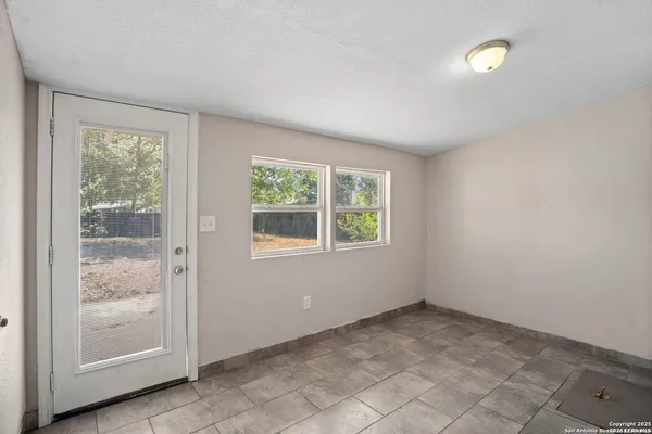 $1,650 | 1530 Southwest 19th Street, San Antonio, TX 78207
