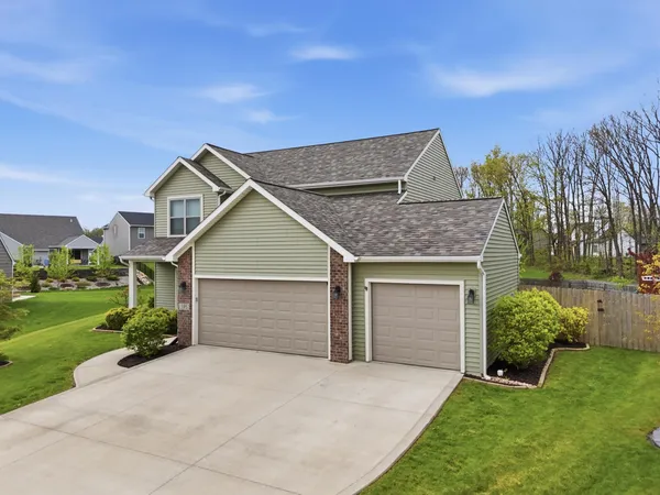 $399,900 | 595 Highfields Cove, Fort Wayne, IN 46845
