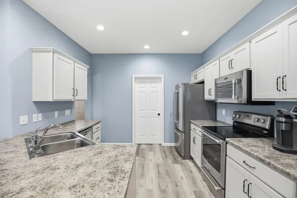 $399,900 | 595 Highfields Cove, Fort Wayne, IN 46845