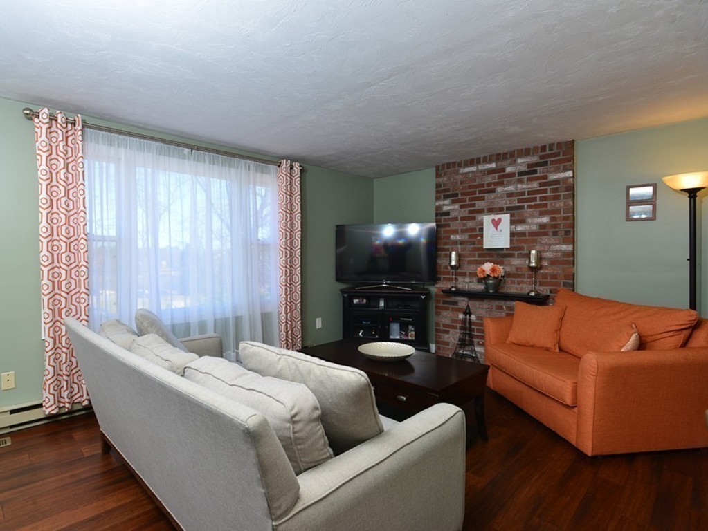 110 Cowell Road, Unit 110 Wrentham, MA 02093 - Photo 8 of 17 Gallery Image 8