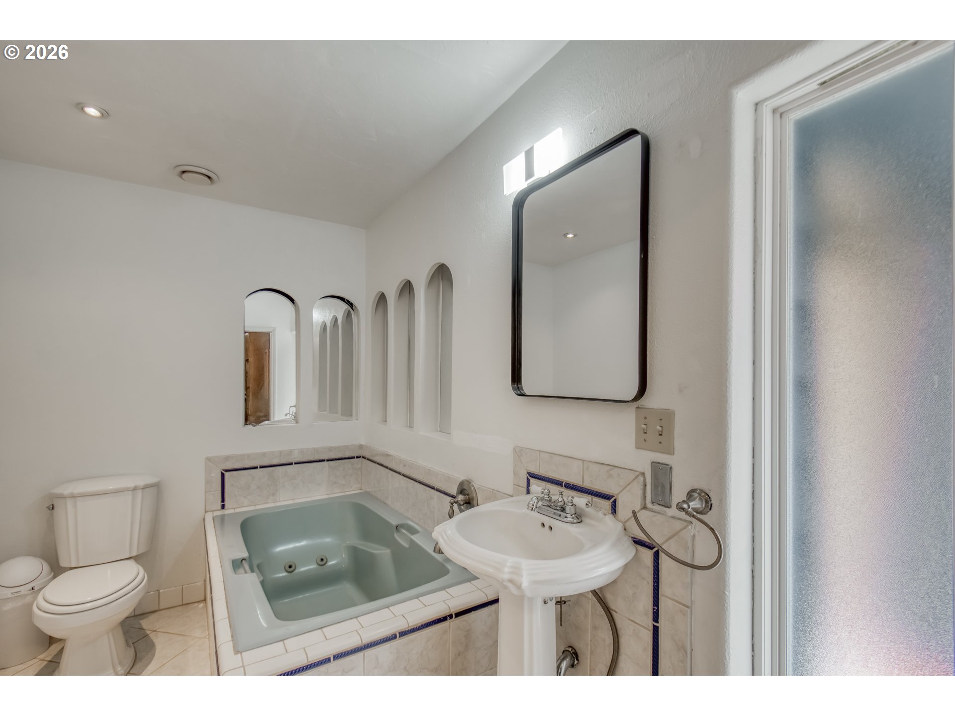 29729 Southwest Old Well Road West Linn, OR 97068 - Photo 14 of 44