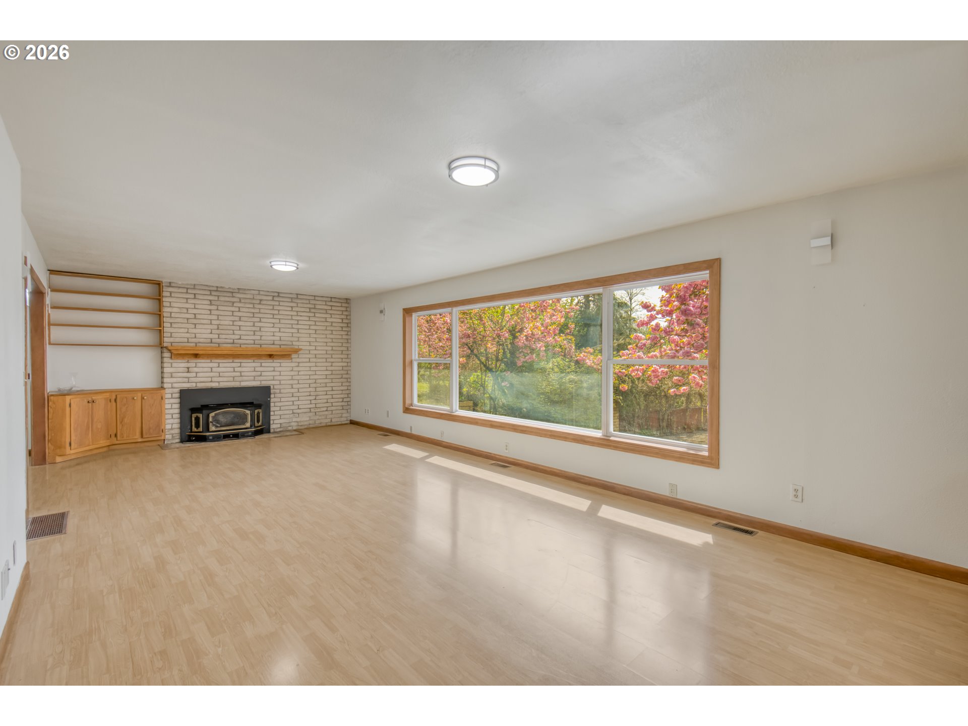 29729 Southwest Old Well Road West Linn, OR 97068 - Photo 4 of 44