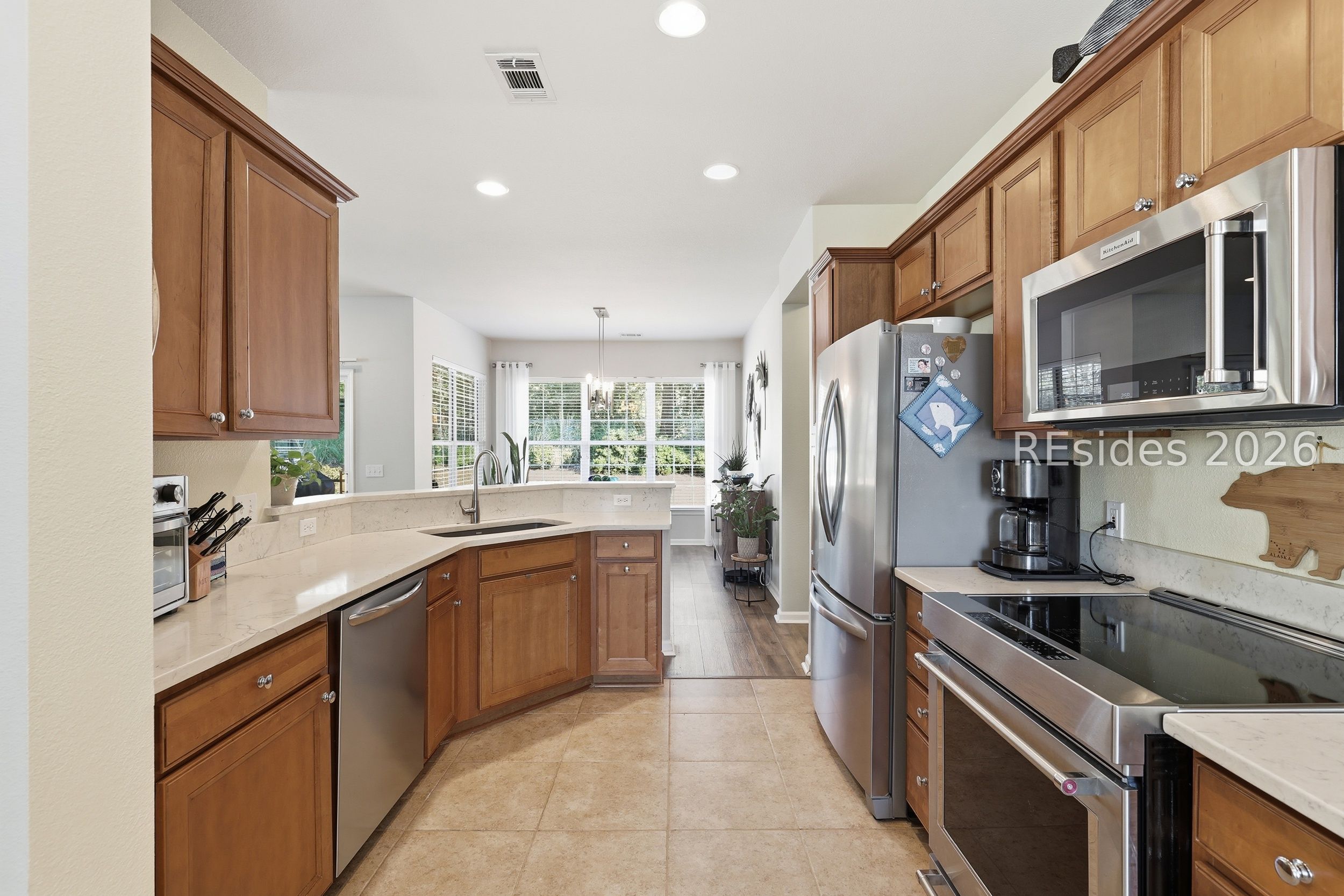 48 Seaford Place Bluffton, SC 29909 - Photo 13 of 37 Newer SS appliances