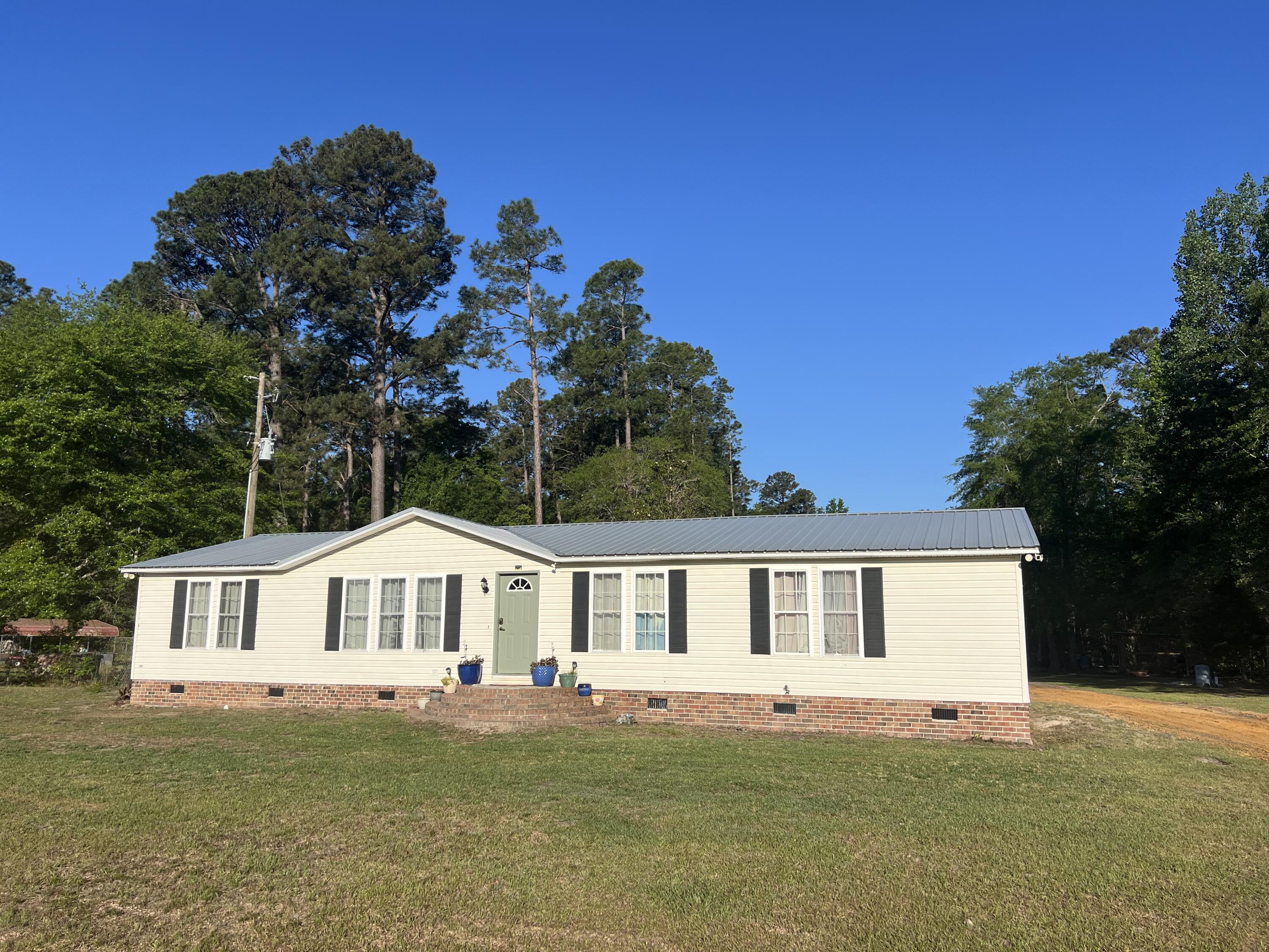 586 Scuffletown Road Ruffin, SC 29475 - Photo 2 of 47 IMG_1407