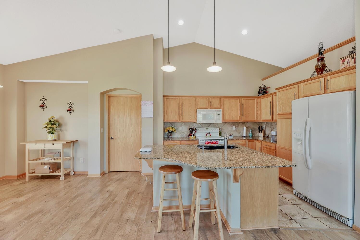 3774 Ridge Port Court Wichita, KS 67205 - Photo 10 of 36