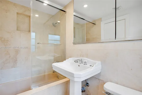 $2,400 | 50 Park Drive, Unit 5, Bal Harbour, FL 33154