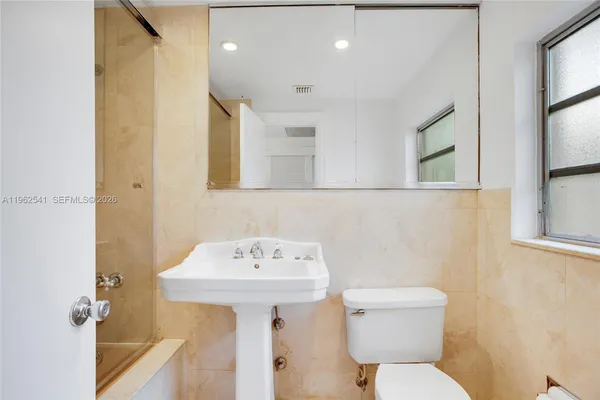 $2,400 | 50 Park Drive, Unit 5, Bal Harbour, FL 33154