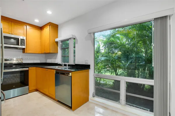 $2,400 | 50 Park Drive, Unit 5, Bal Harbour, FL 33154