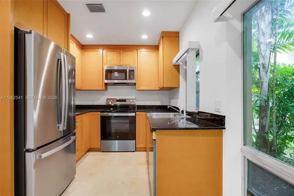 $2,400 | 50 Park Drive, Unit 5, Bal Harbour, FL 33154