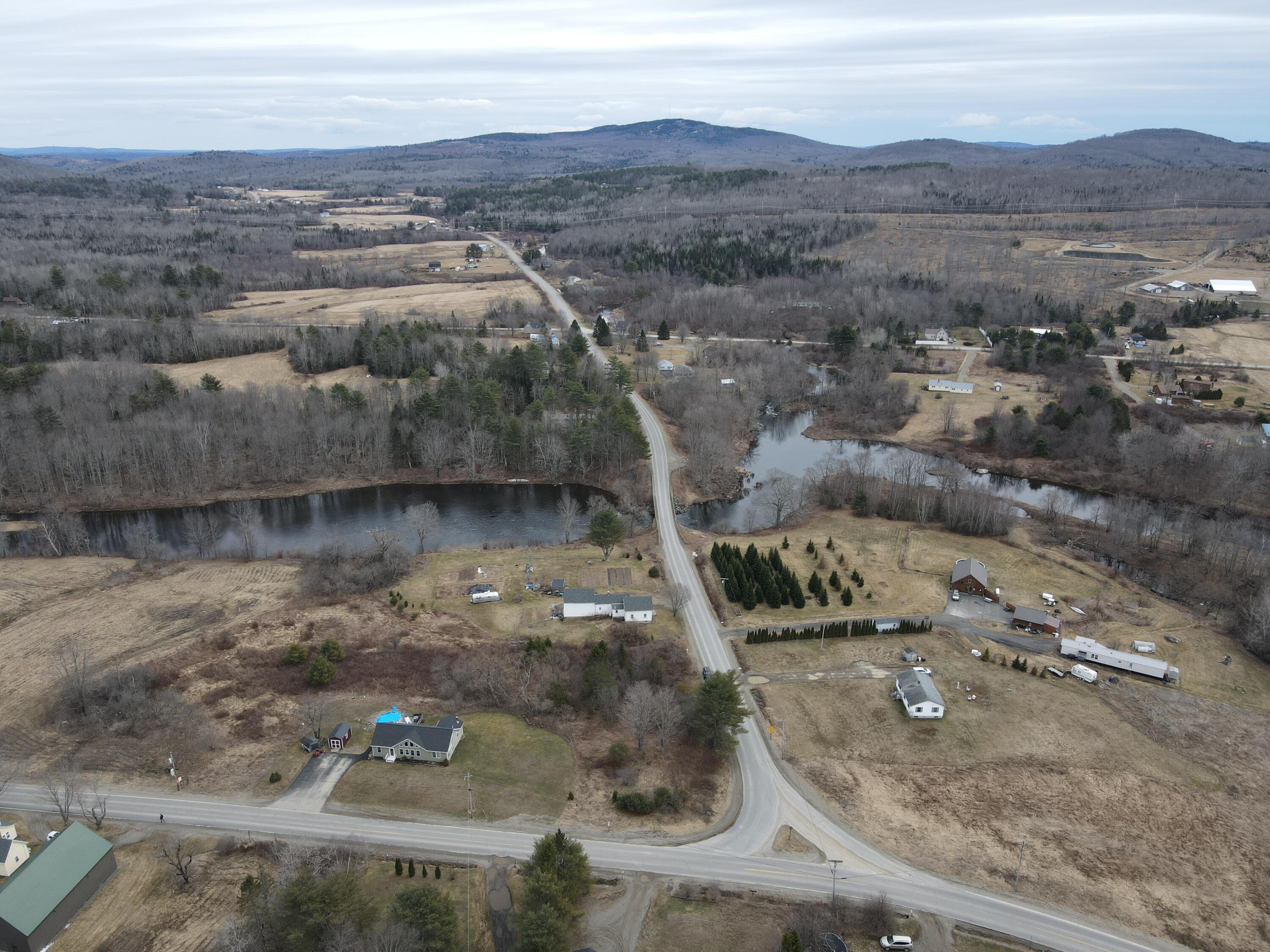 Undisclosed Address Winterport, ME 04496 - Photo 3 of 5 20250407_174938000_iOS