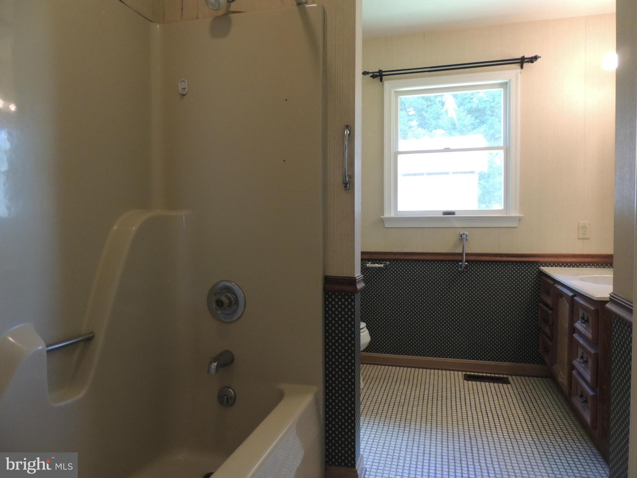 1509 Fullerton Road Edgewater, MD 21037 - Photo 12 of 30 Bath