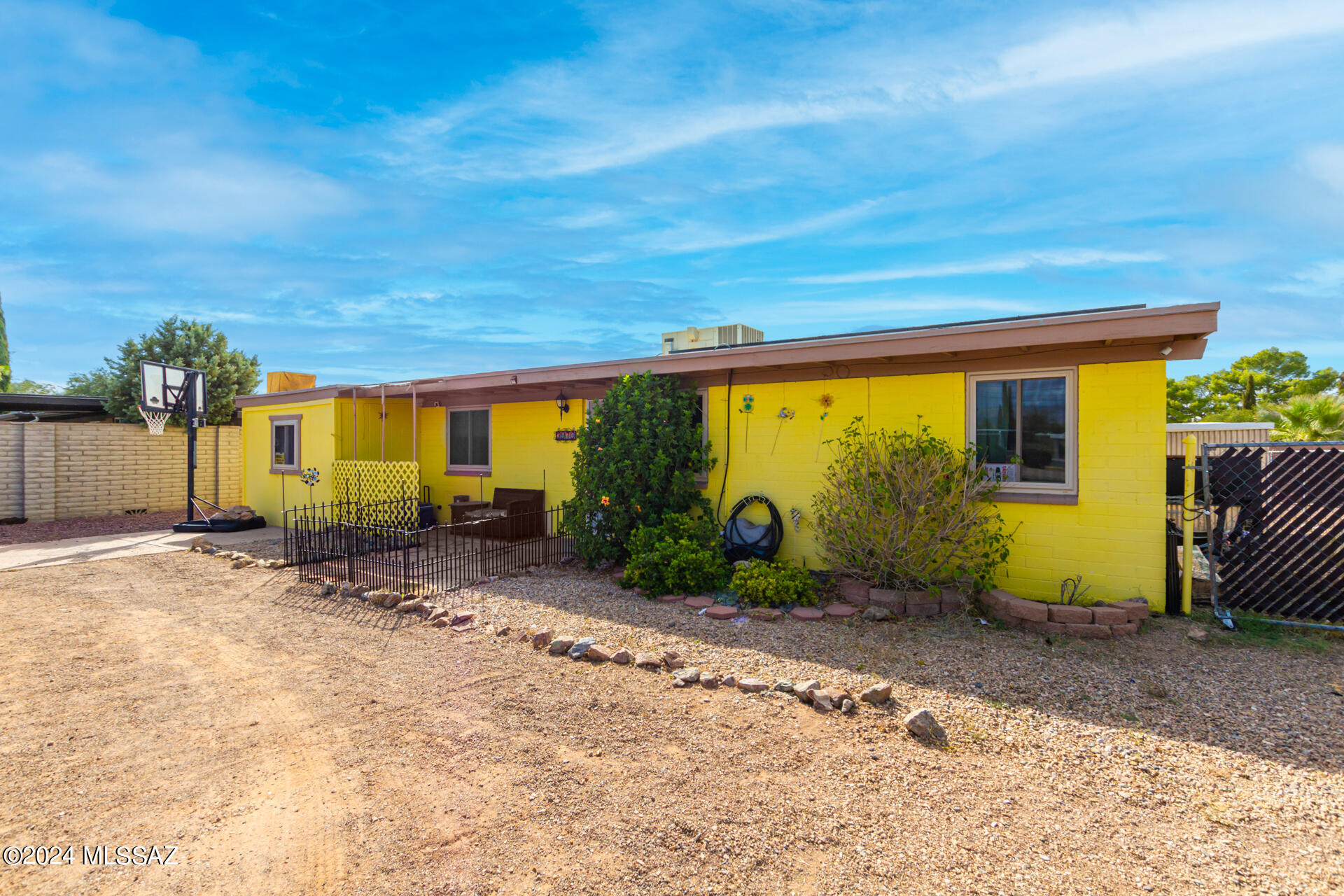 3070 South Kolb Road Tucson, AZ 85730 - Photo 1 of 28 Gallery Image 1