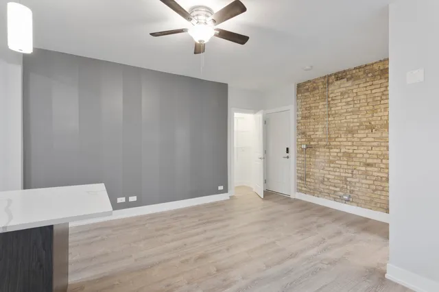 $1,600 | 1651 West Jonquil Terrace, Unit 8, Chicago, IL 60626
