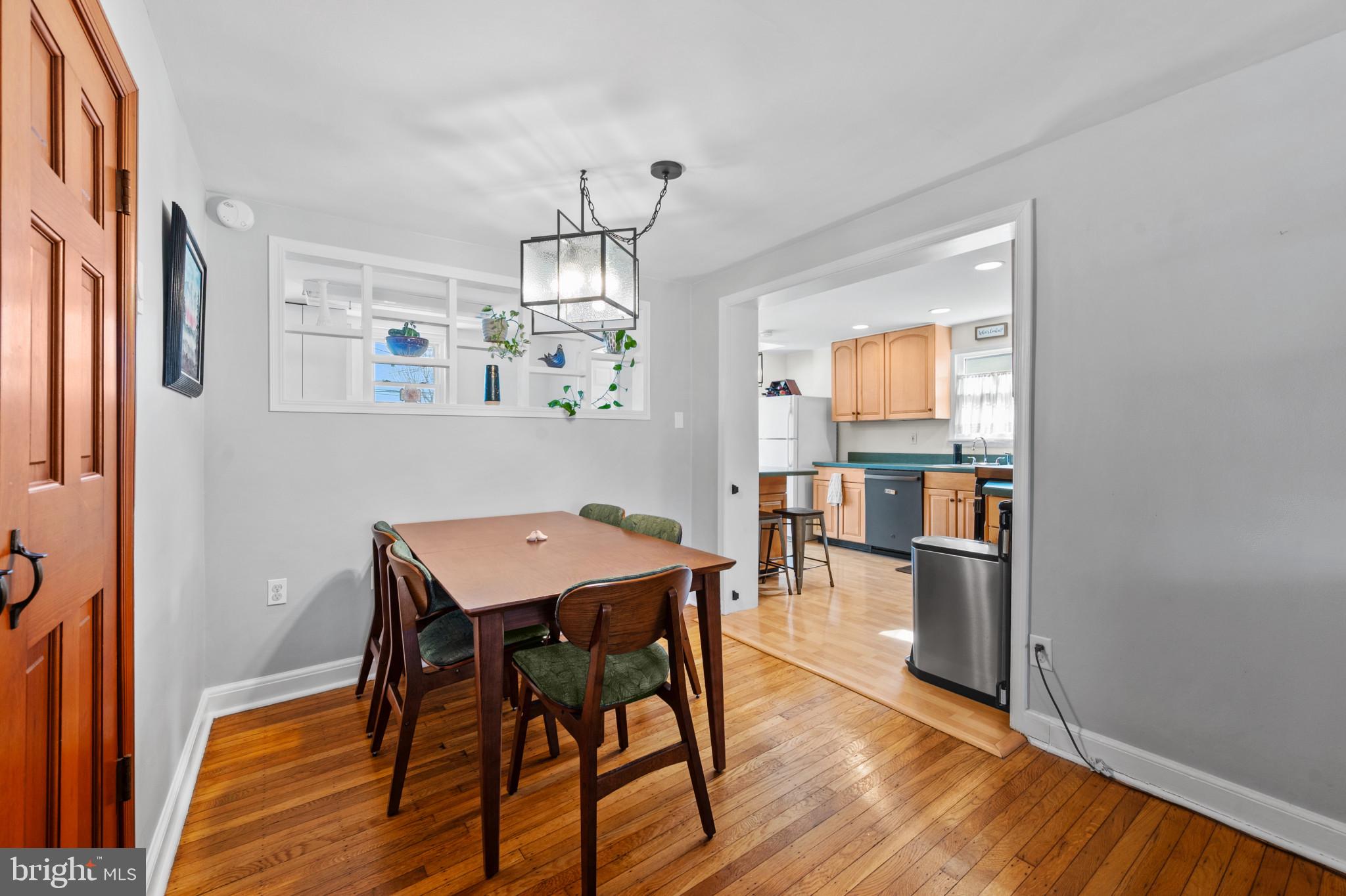 737 Cottage Road Glenside, PA 19038 - Photo 6 of 25 Gallery Image 6