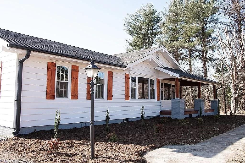 618 Murray Road Elkin, NC 28621 - Photo 2 of 46 Gallery Image 2