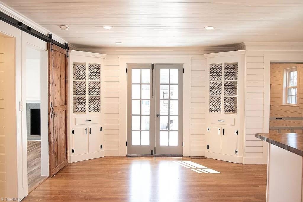 618 Murray Road Elkin, NC 28621 - Photo 15 of 46 Gallery Image 15
