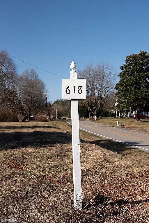 618 Murray Road Elkin, NC 28621 - Photo 3 of 46 Gallery Image 3