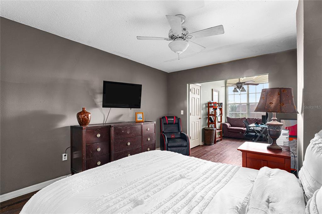 2804 Countryside Boulevard, Unit 3 Clearwater, FL 33761 - Photo 38 of 50