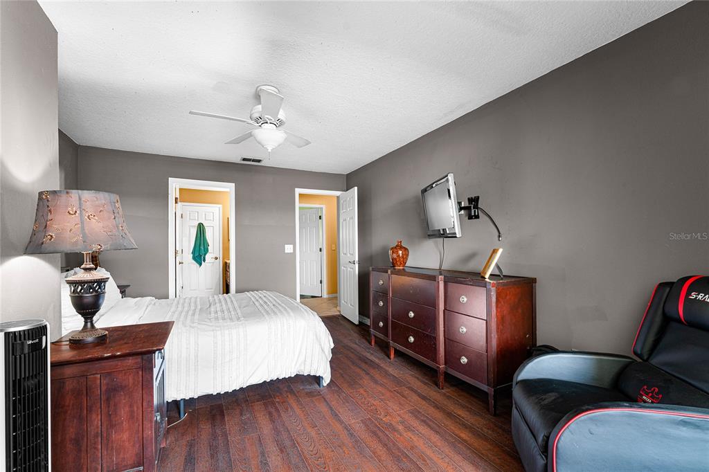 2804 Countryside Boulevard, Unit 3 Clearwater, FL 33761 - Photo 40 of 50