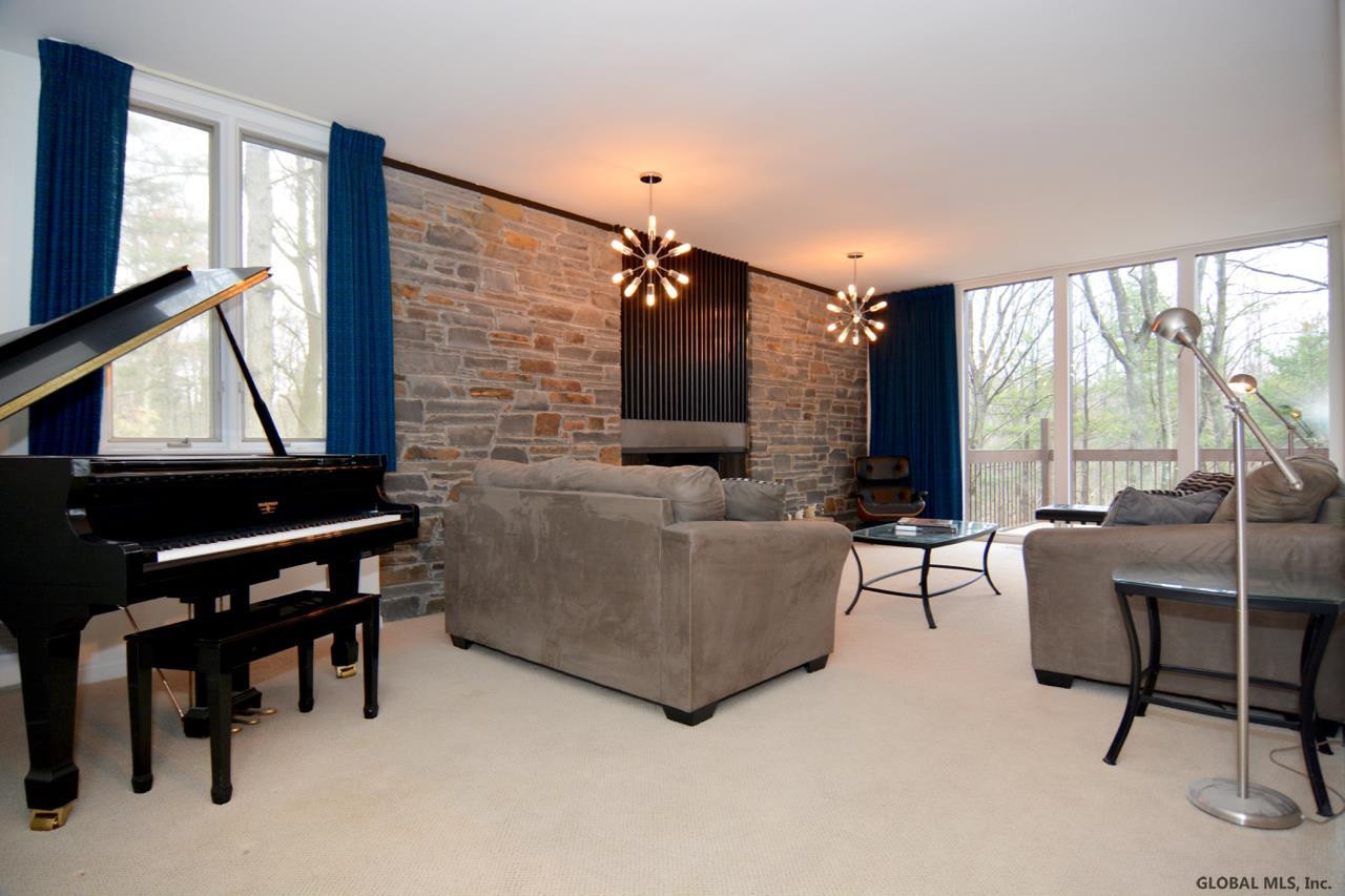48 Sunset Boulevard Colonie, NY 12205 - Photo 17 of 52 Photo 17