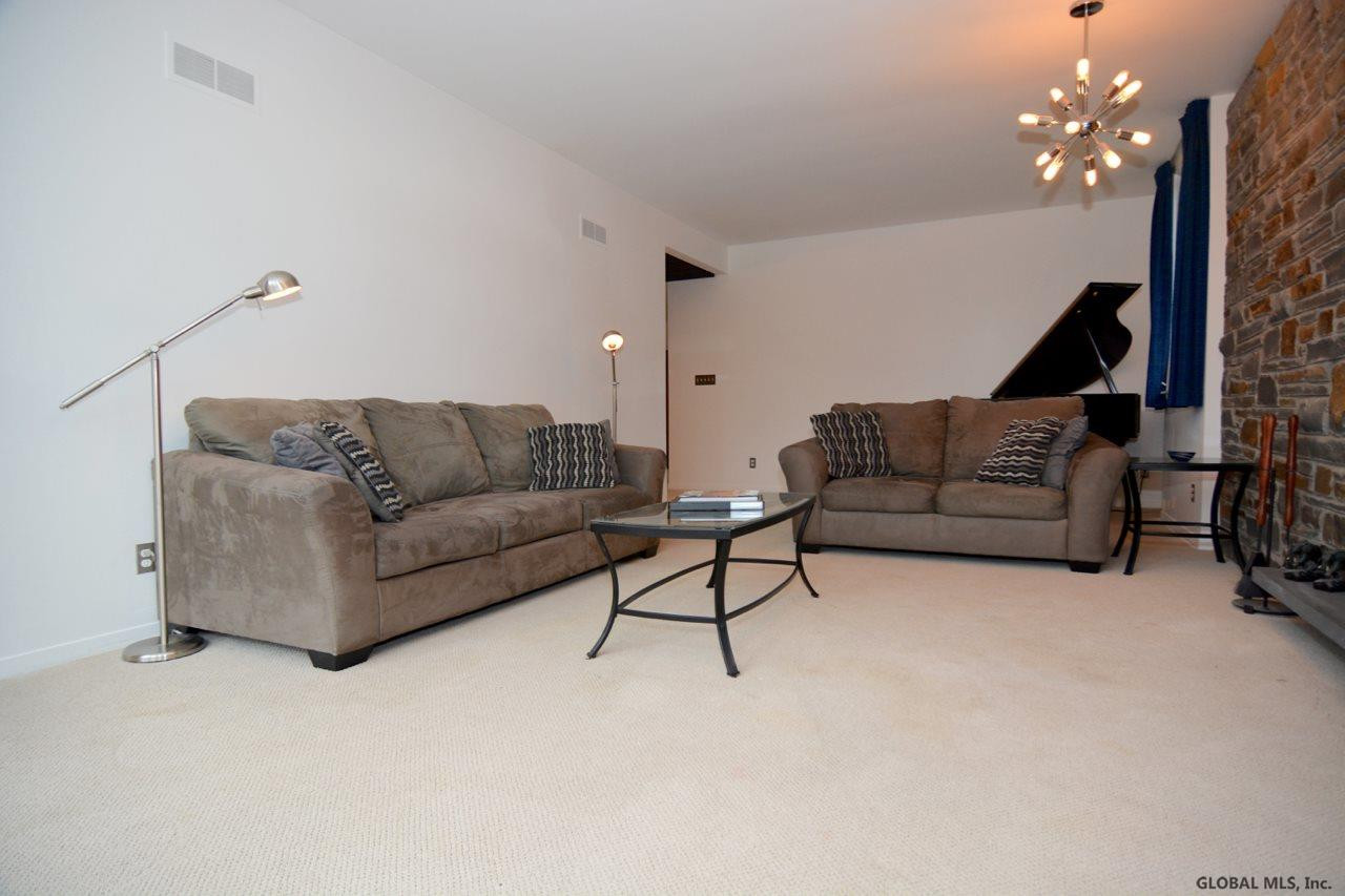 48 Sunset Boulevard Colonie, NY 12205 - Photo 18 of 52 Photo 18