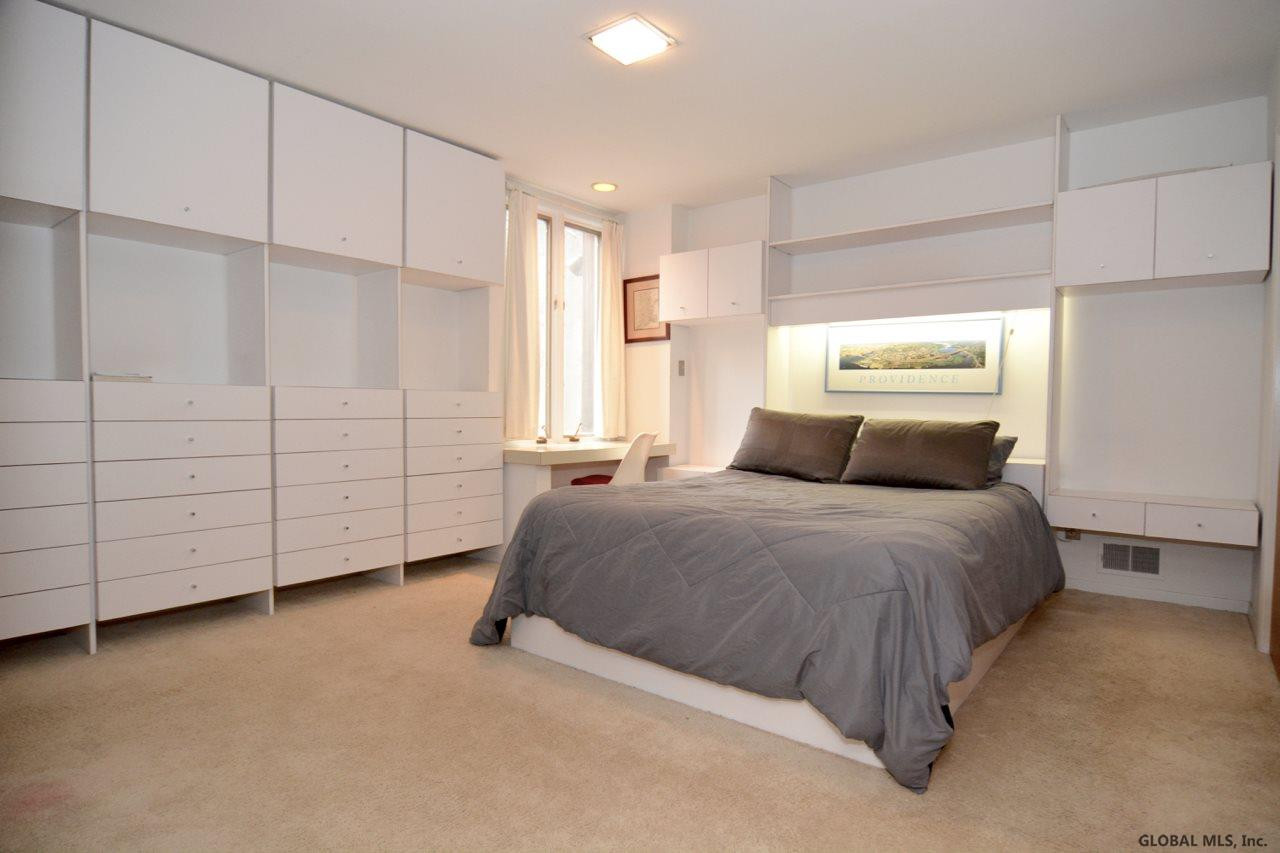 48 Sunset Boulevard Colonie, NY 12205 - Photo 25 of 52 Photo 25
