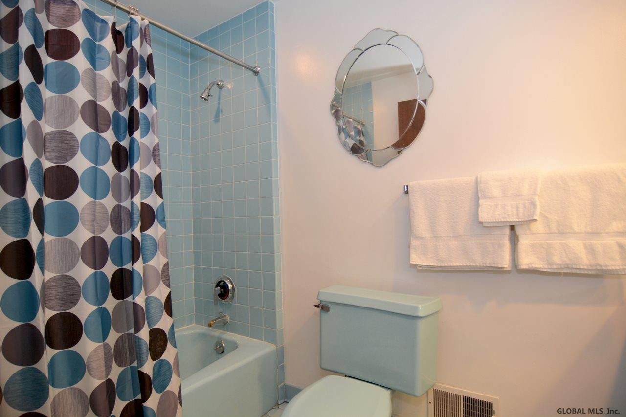 48 Sunset Boulevard Colonie, NY 12205 - Photo 32 of 52 Photo 32
