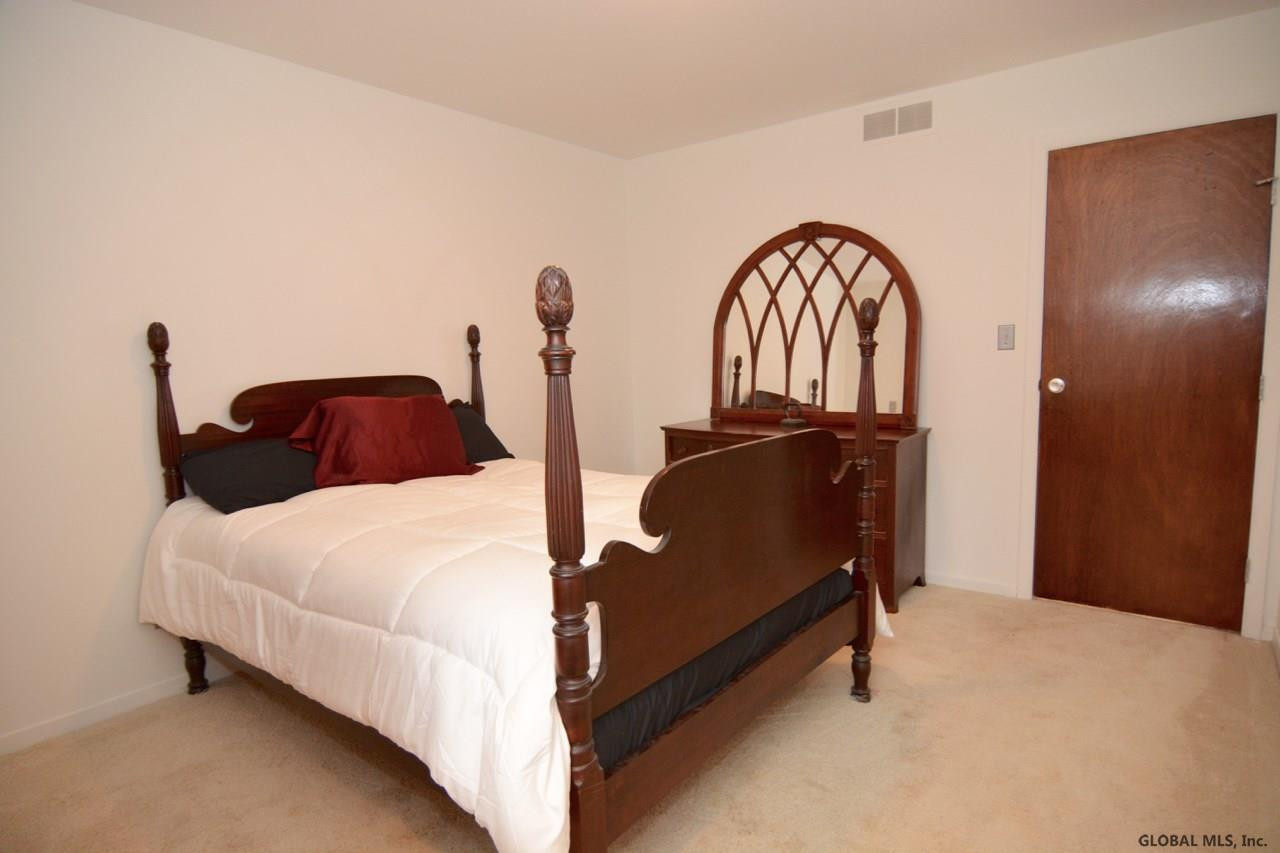 48 Sunset Boulevard Colonie, NY 12205 - Photo 34 of 52 Photo 34