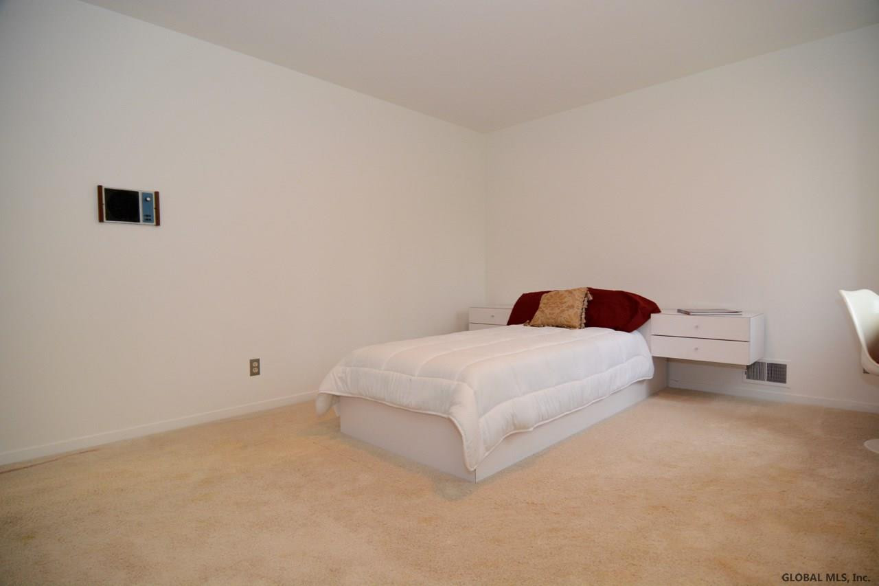 48 Sunset Boulevard Colonie, NY 12205 - Photo 36 of 52 Photo 36