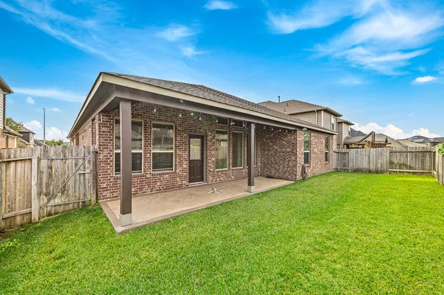 $2,500 | 15114 Winthrop Manor Way, Cypress, TX 77429