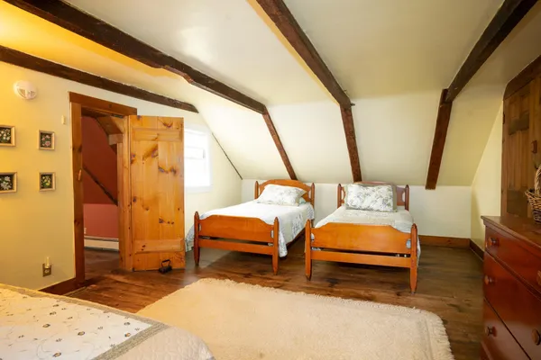 $690,000 | 341 Under The Mountain Road, Londonderry, VT 05155