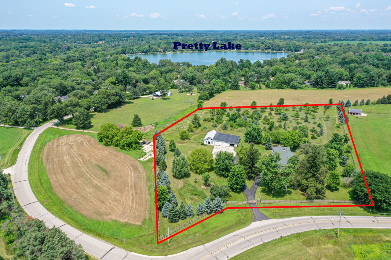 S53-w37620 County Rd CI Ottawa, WI 53118 - Photo 1 of 1 Main