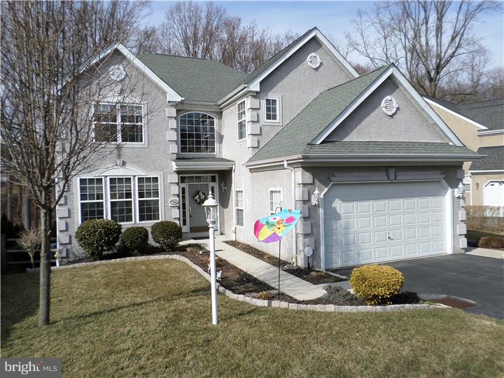 764 Kelli Lane Springfield, PA 19064 - Photo 1 of 21 Exterior Front